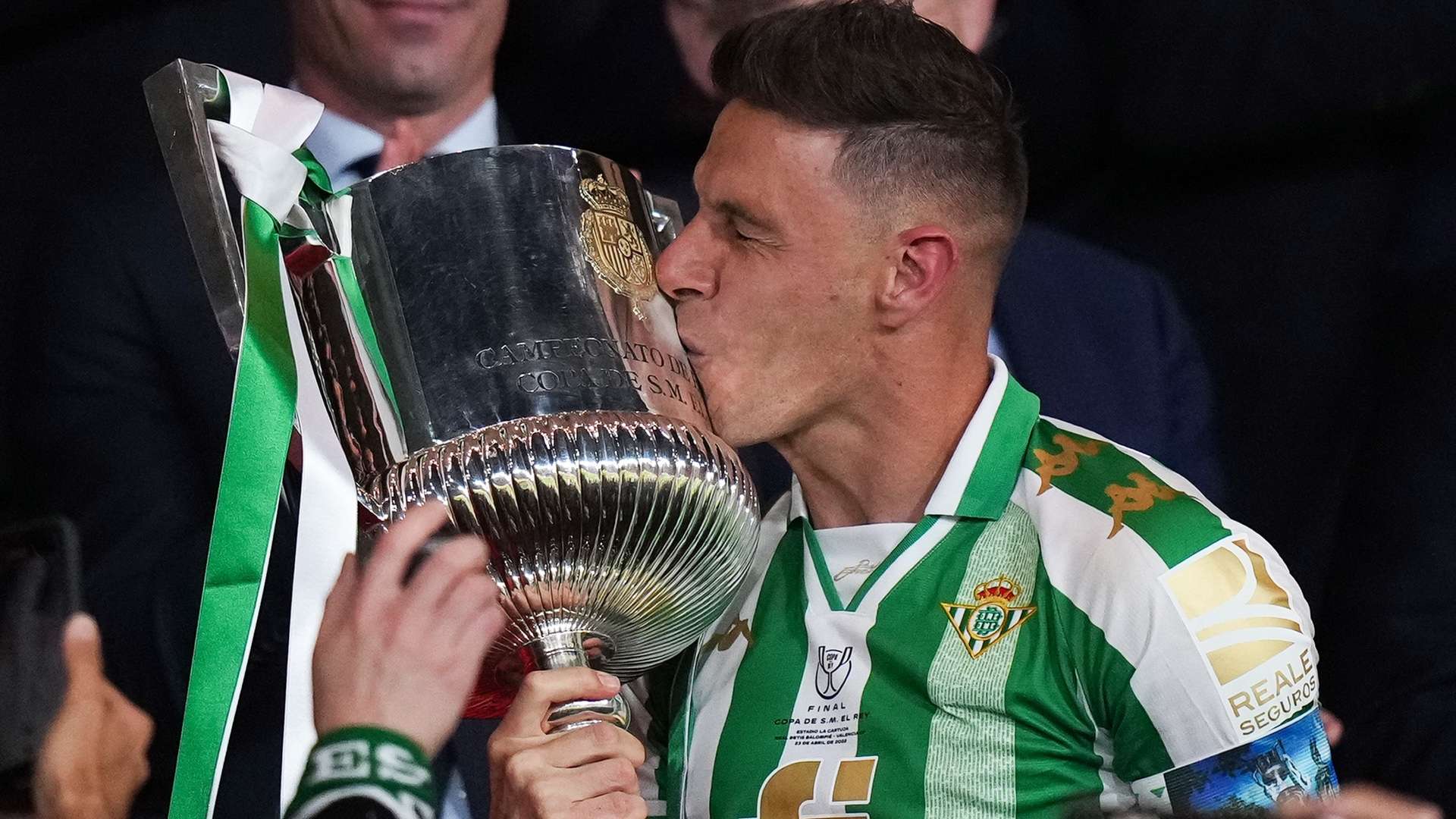 挥每一个球 挥每一个球