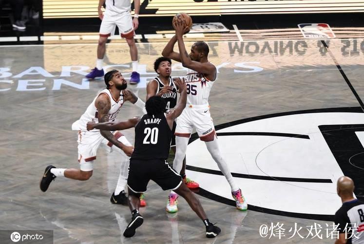 布克32分太阳送篮网5连败 活塞擒老鹰升至前六